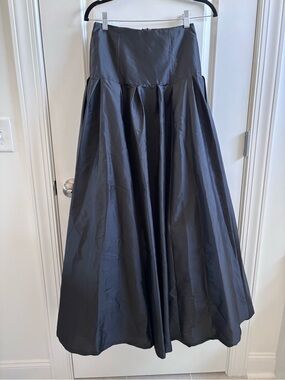Shabby Apple Black Full-Length Satin Skirt